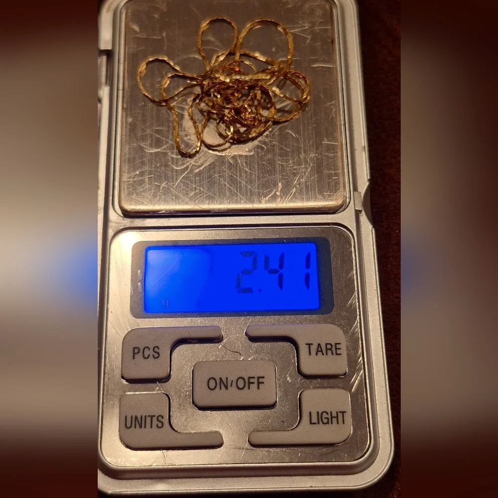 14k Gold Chain 2.41 Gms *Please read* - Picture 5 of 6